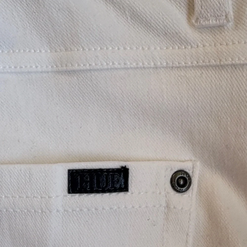 HUE Women's High Rise Jeans in White 🦋NWT🦋 - Picture 5 of 6